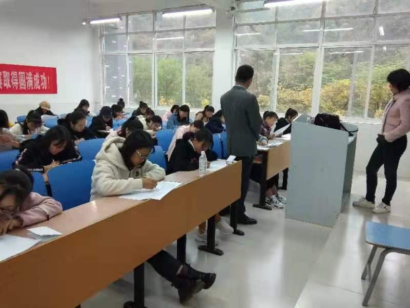 张家界翻译工作者协会,张家界翻译,张家界公众翻译馆,张家界翻译培训中心, 张家界翻译工作者协会,张家界翻译,张家界公众翻译馆,张家界翻译培训中心,